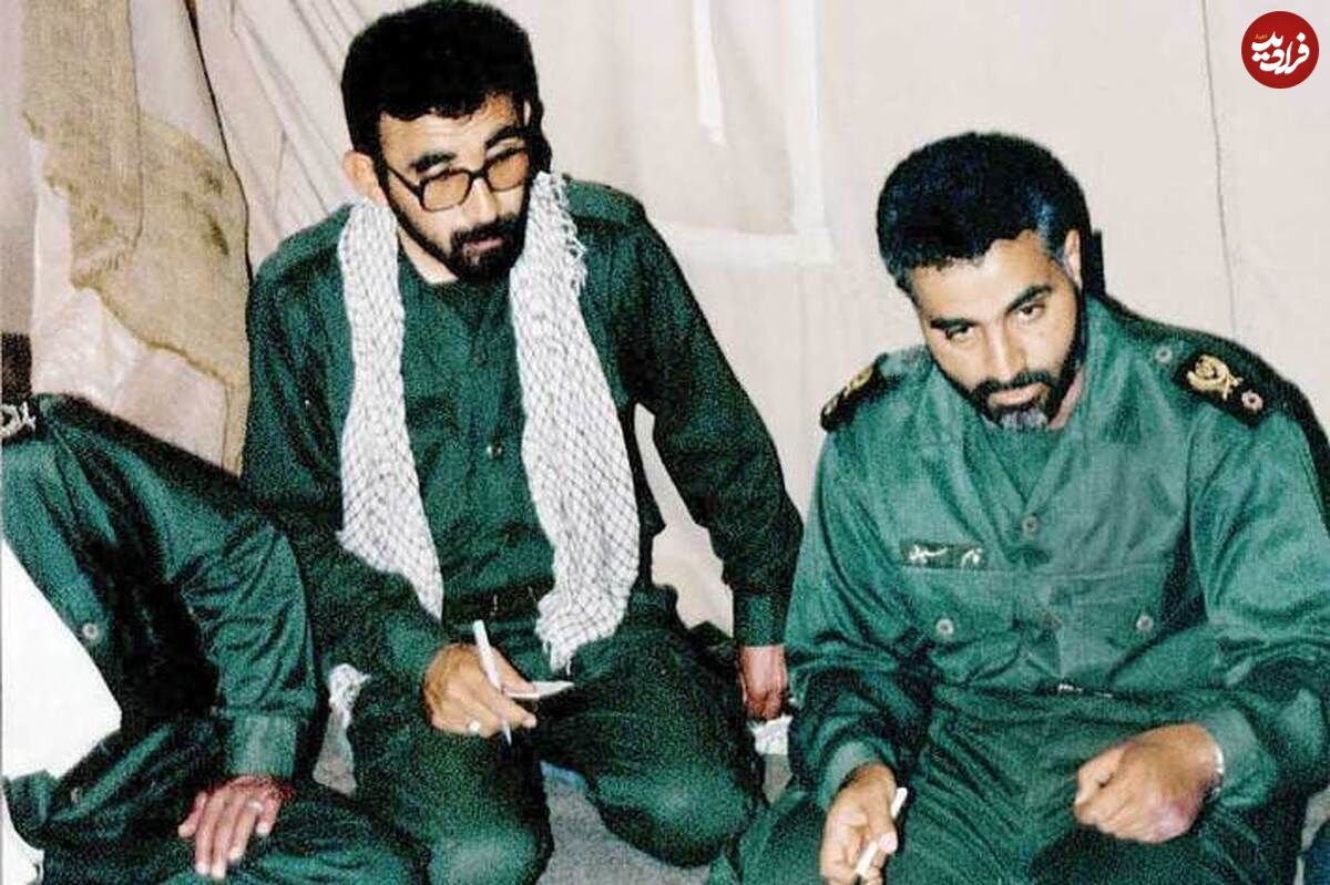عکس؛ سفر در زمان؛ «اسحاق جهانگیری در حال قدم زدن با سردار سلیمانی»؛ دهه 70