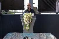 تصاویر/ چهره‌ها در تشییع جنازه عزت الله انتظامی