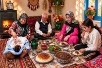 ببینید| غذای روستایی در ایران؛ پخت خورشت فسنجان و کباب کوبیده با مرغ