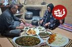 ببینید؛ غذای روستایی در ایران؛ پخت قورمه سبزی توسط زوج روستایی