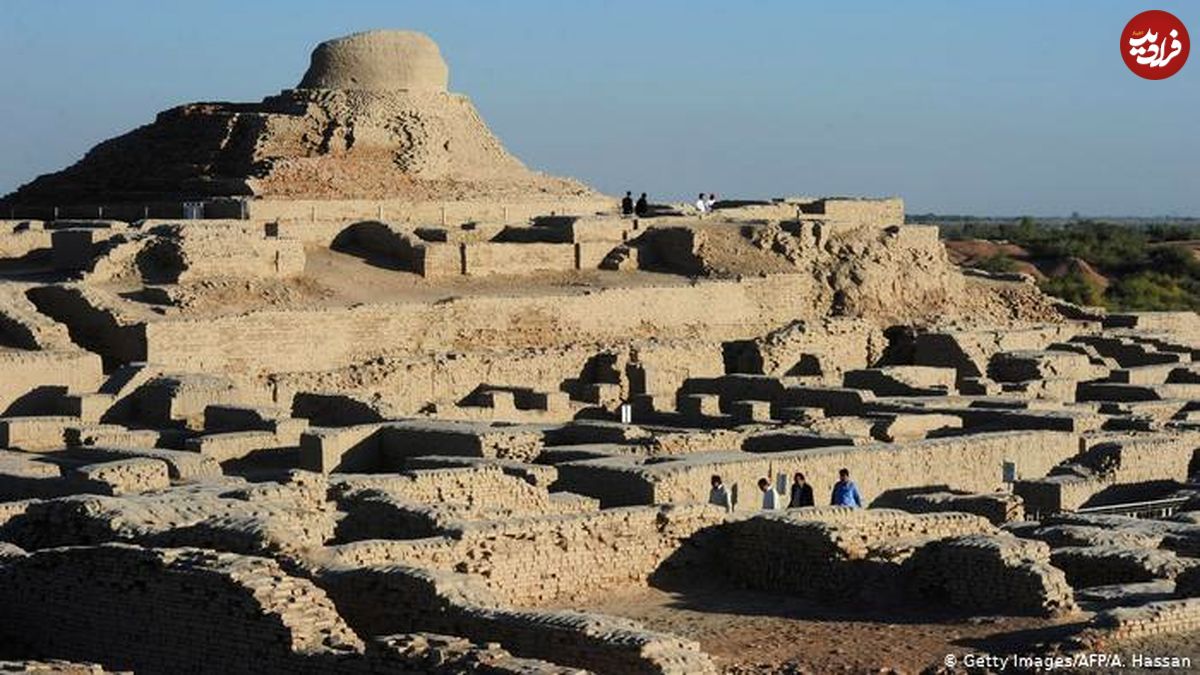 تصاویر/ فرهنگ و سنن هند؛ از خال تاهل تا گاو مقدس