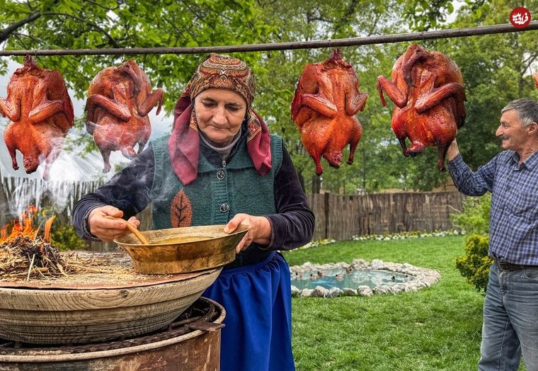 ببینید؛ غذای روستایی در آذربایجان؛ پخت اردک دودی در تنور