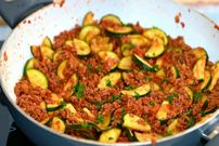 طرز تهیه خوراک کدو با گوشت چرخ کرده
