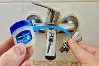 (ویدئو) روش کم هزینه و ساده یک لوله کش آمریکایی برای تعمیر شیر آب حمام
