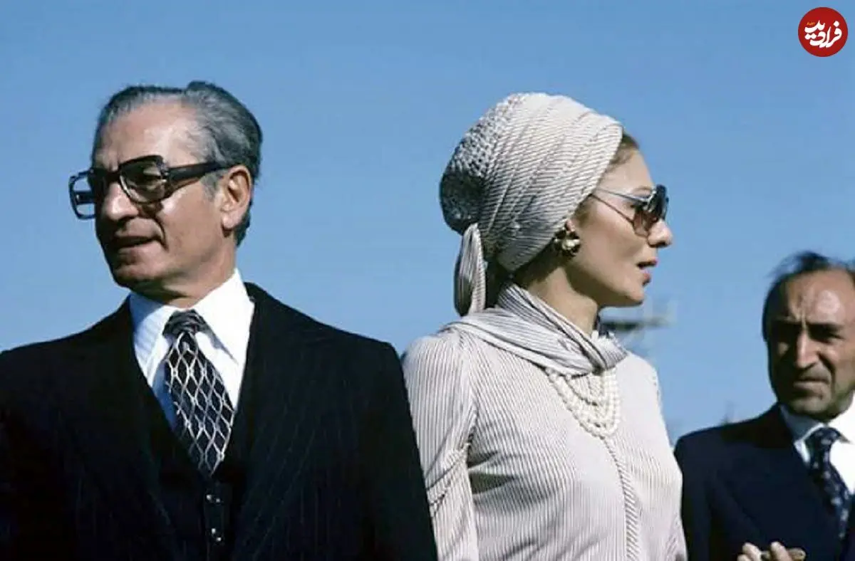 سفر در زمان؛ یادداشت‌های علم، چهارشنبه ۲۹ فروردین ۱۳۵۲: شاه به شهبانو گفت «تو را نایب الحکومه کویر خواهم کرد»