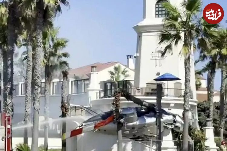 ببینید؛ لحظه سقوط یک بالگرد روی عابران پیاده در کالیفرنیا