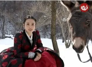 عکس| سفر زمان؛ تیپ و چهرۀ «سوسانو» در 44 سالگی در سواحل استرالیا