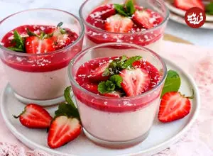 طرز تهیه پاناکوتا توت فرنگی؛ دسر بهاری و خوشبو