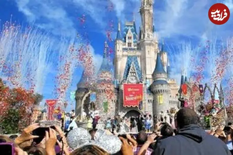 حادثه وحشتناک در دیزنی‌لند؛ کارمندی که با فداکاری جان تماشاگران را نجات داد