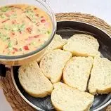 ببینید| طرز تهیه یک غذای ساده با نان باگت و تخم مرغ