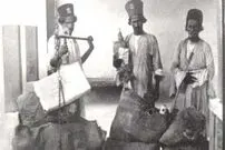 عکس؛ سفر به تاریخ؛ گاری دولتی در جادۀ خاکی تهران به اصفهان؛ بیش از یک قرن قبل