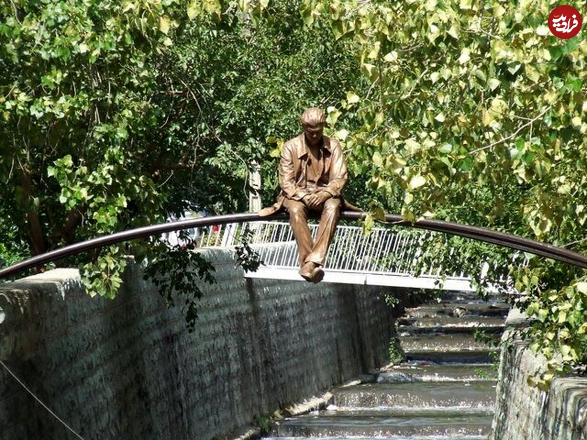 سر مجسمه معروف در سیدخندان دزدیده شد