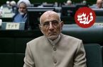 عکس؛ سفر در زمان؛ «میرسلیم در کنار بنی صدر در جمع نیروهای ارتش»؛ سال 59