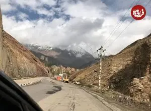 عکس| سفر به ایران قدیم؛ اتومبیل قدیمی در جادۀ شمشک؛ سال 1317