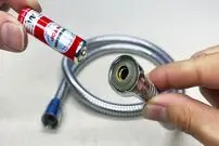 (ویدئو) نحوه تعمیر شیر دوش حمام و سنگ توالت به روش یک استاد تایلندی