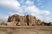 عکس| سفر زمان؛ منظرۀ زیبای «قلعۀ پاده آرادان» در دوران قاجار