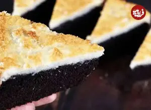 کیک شکلاتی با تایپینگ نارگیل؛ یک عصرانه دلچسب