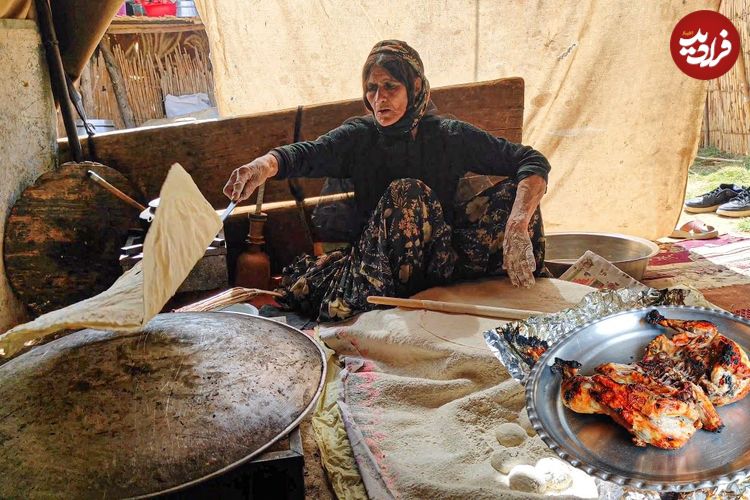 ببینید؛ غذای روستایی در ایران؛ کباب مرغ در تنور زمینی و پخت نان سنتی در طبیعت