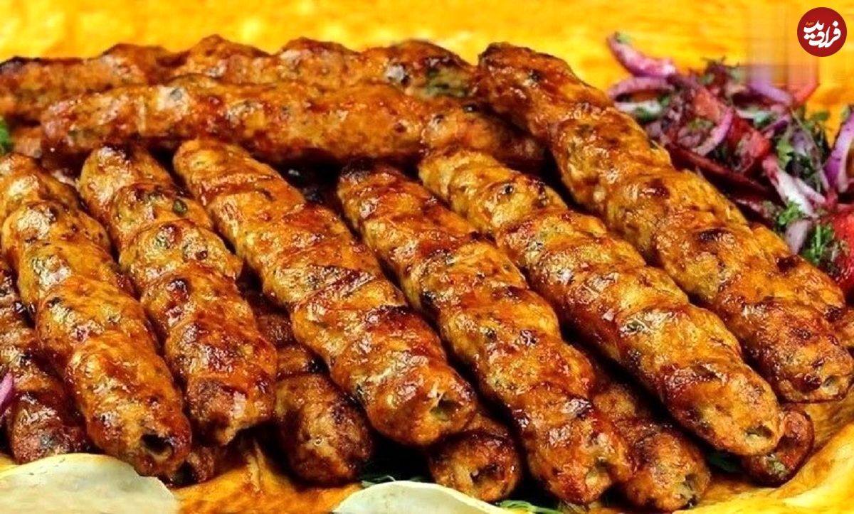 طرز تهیه کباب کوبیده با بوقلمون؛ خوشمزه و مجلسی
