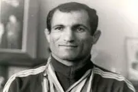(ویدیو) عبدالله موحد متخصص طلا در کشتی ایران
