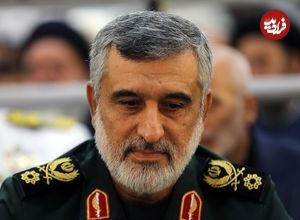 عکس؛ سفر در زمان؛ «سردار حاجی زاده و سردار سلیمانی» در حیاط بیت رهبری؛ دهه 90