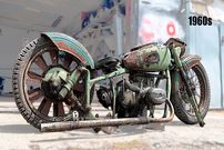 ببینید؛ بازسازی، تعمیر و رنگ آمیزی یک موتور سیکلت چهارزمانه زنگ زده مدل سال 1960