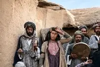 ایران عهد قاجار به روایت عکس‌های رنگی‌شده؛ از «رقصنده‌ها در روستا» تا «تریاکی‌ها در خرابه»