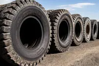(ویدیو) طریقه نصب لاستیک بزرگ یک لودر