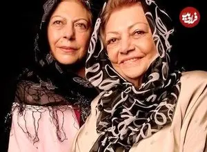 تصویر| سفر در زمان؛ عکس یادگاری «اکبر عبدی با حمیده خیرآبادی»؛ دهه 70