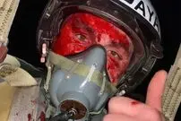 (ویدئو) عجیب ترین حرکت در میدان نبرد؛ سلفی خلبان جنگنده در هنگام سقوط!