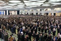 عکس؛ سفر به تاریخ؛ نماز جماعت تهرانی‌ها؛ 130 سال قبل