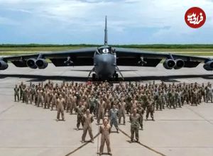 تعداد خدمه بمب‌افکن B-52 چقدر است؟