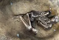 کشف اسکلت «کامل» ۷ هزارساله در زیر میدان شهر! 