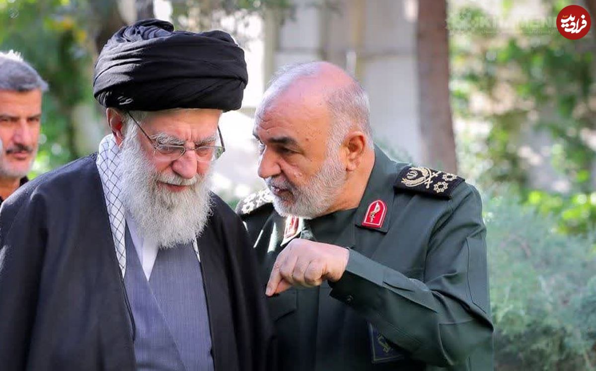 عکس؛ سفر به تاریخ؛ صحبت در گوشی دختر شهید با «سردار سلامی»؛ سال 1401