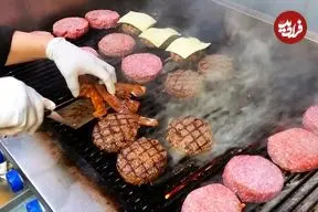 ببینید| غذای خیابانی در آمریکا؛ استیک دنده گاو و برگر در شیکاگو