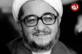 عکس| سفر در زمان؛ «محمدصادق خلخالی» در حال سخنرانی در مجلس؛ دهه 60