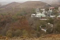تنفس هوای پاک بهاری در غرب تهران و در میان روستای ۵۰۰ ساله