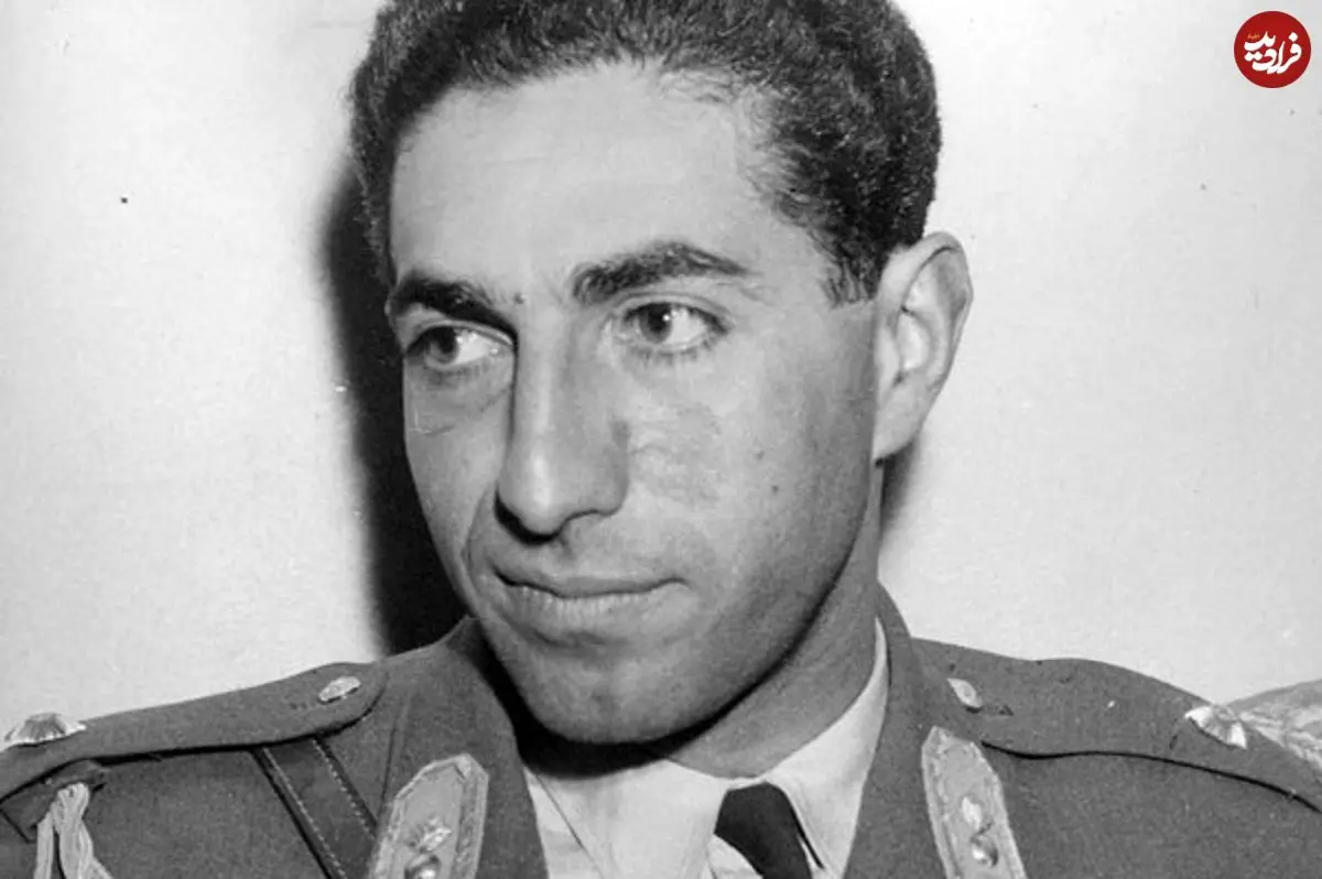 عکس| سفر در زمان؛ «علیرضا و غلامرضا پهلوی» در یک مراسم رسمی؛ دهه 1310