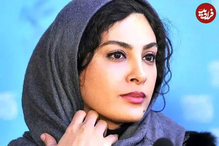 عکس| حدیثه تهرانی و جشن تولد با کیک صورتی در آجودانیه