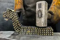 (ویدئو) نحوه درست کردن یک چاقوی متفاوت با استفاده از زنجیر موتورسیکلت