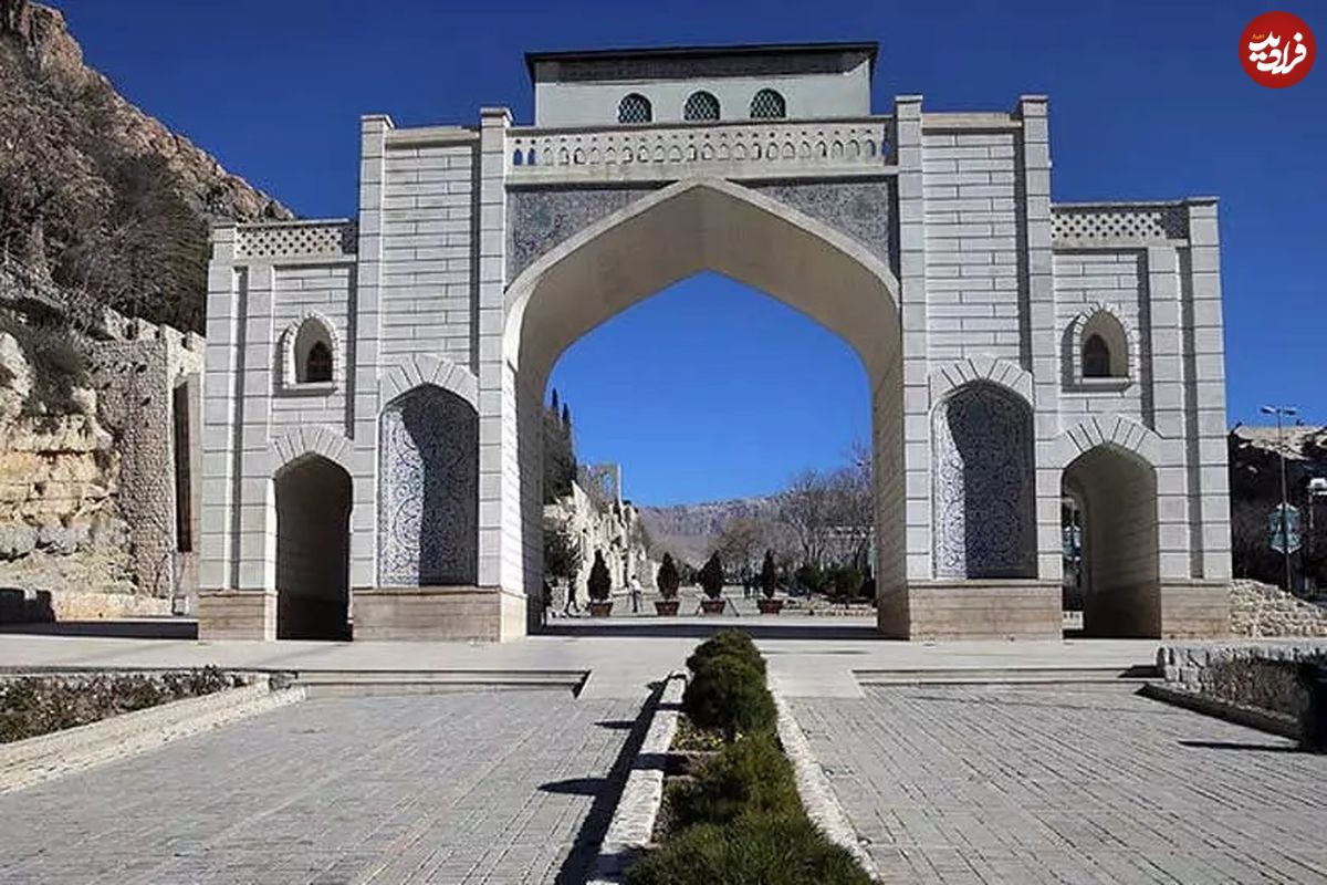 عکس‌های تاریخی از «دروازه قرآن» شیراز؛ یک قرن قبل