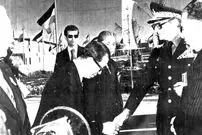 عکس؛ سفر در زمان؛ سقوط بشقاب پرنده در تهران روزی که صنعت پتروشیمی متحول شد