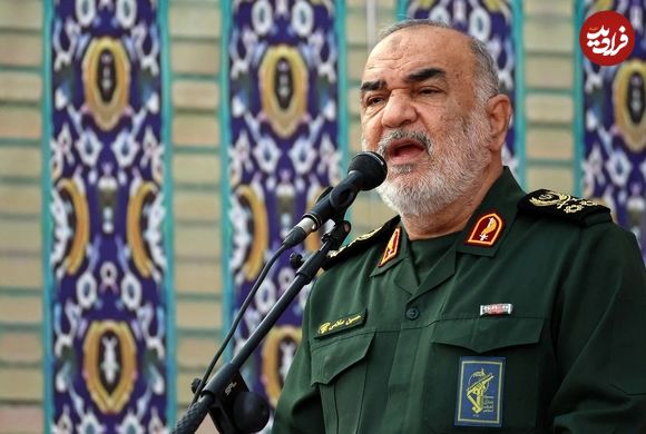 عکس؛ سفر در زمان؛ «لاریجانی، سرلشکر موسوی و سردار سلامی» در بیت رهبری؛ سال 1403