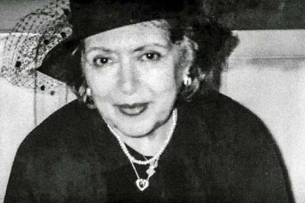 تصاویر؛ روایت زنی در گیلان که در دل جنگ جهانی، آواز صلح سر داد؛ غزل شاکری: فهیمه اکبر بودن کار آسانی نیست