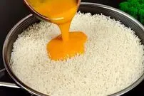ببینید| با برنج و تخم مرغ این شام جدید و خوشمزه را درست کنید!