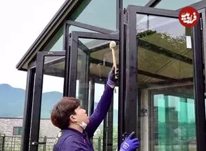 ببینید| مراحل ساخت درهای شیشه ای در کارخانه ای مدرن در کره جنوبی