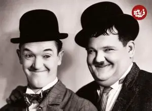 عکس| سفر در زمان؛ «لورل و هاردی» در کنار مردی با لباس گوریل در یک پرتره تبلیغاتی؛ سال 1316