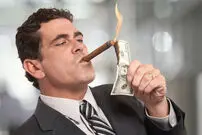 اثر اسکروچ: آیا افراد ثروتمند واقعاً خودخواه‌تر هستند؟