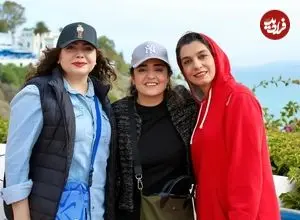 تصاویر؛ سفر گروهی بازیگران به شمال آفریقا؛ سلفی نرگس محمدی و علی اوجی در سیدی بوسعید تونس