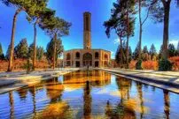 عکس؛ خودنمایی بلندترین بادگیر جهان در شهر بادگیرها